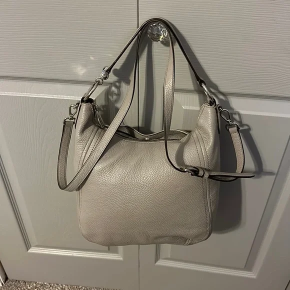 Michael Kors Fulton Large Pebble Leather Shoulder & Crossbody Bag - Picture 2 of 6